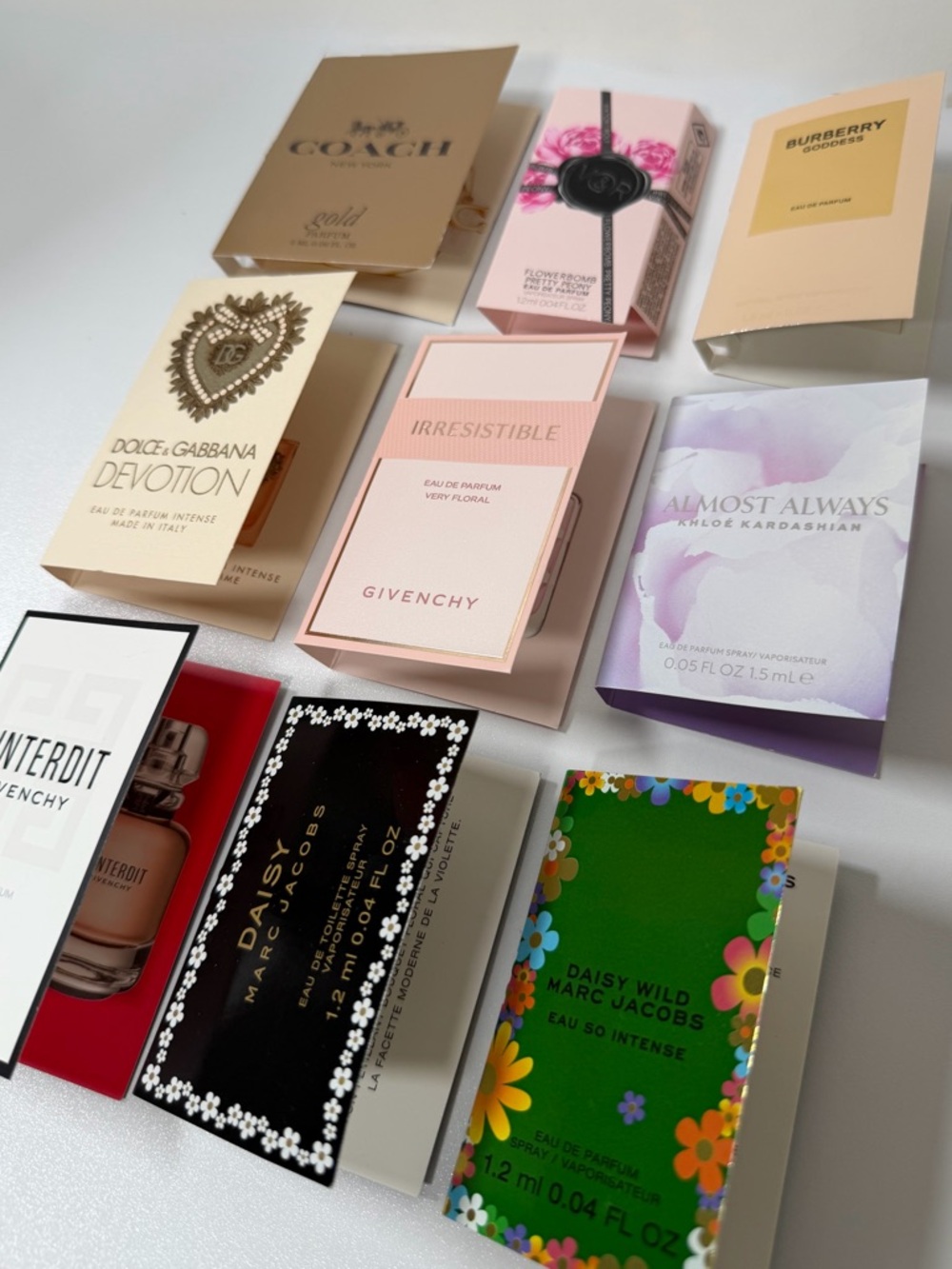 Luxury Fragrance Mini Set 9 pcs Designer Perfume Collection - Picture 2 of 3